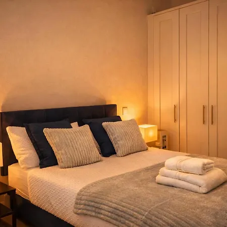 Lovely Spacious In Temple Bar Dublin