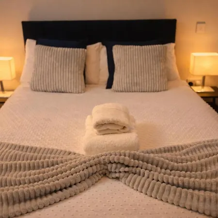 Lovely Spacious In Temple Bar *